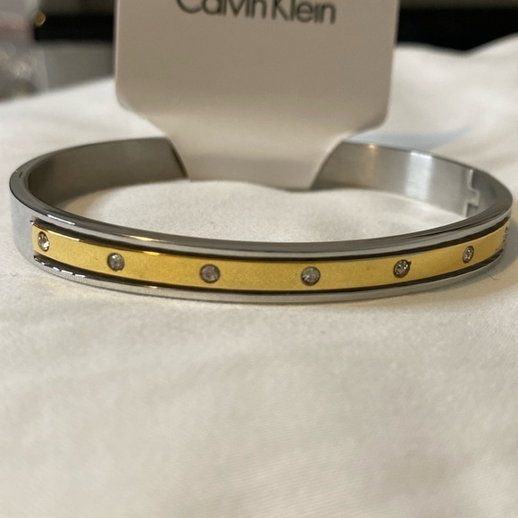 Calvin Klein gold colored bracelet with rhinestone NWT - Picture 1 of 9